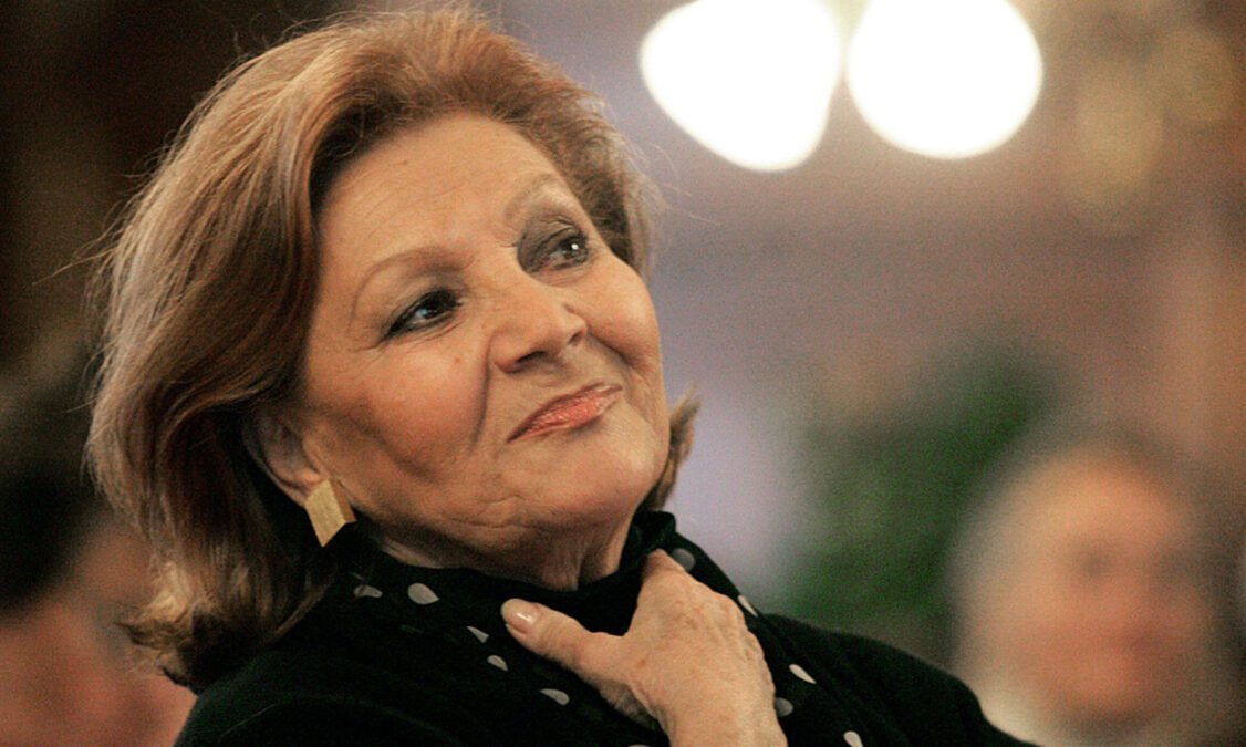 Louise Martini louise martini